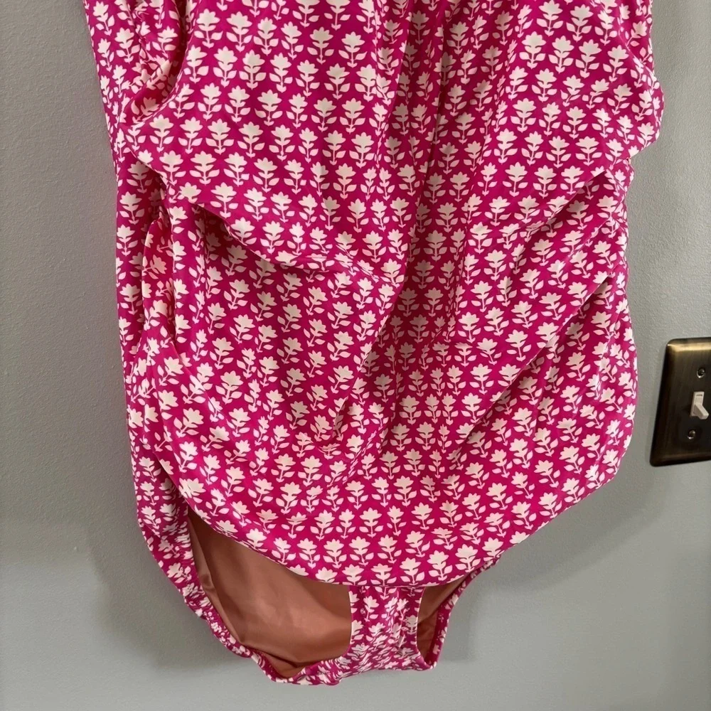 J.Crew pink patterned rouched strapless swimsuit size 22